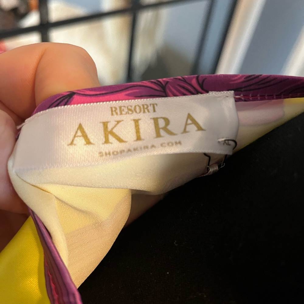 Akira Matching silk tie blouse and wrap skirt - Picture 3 of 5